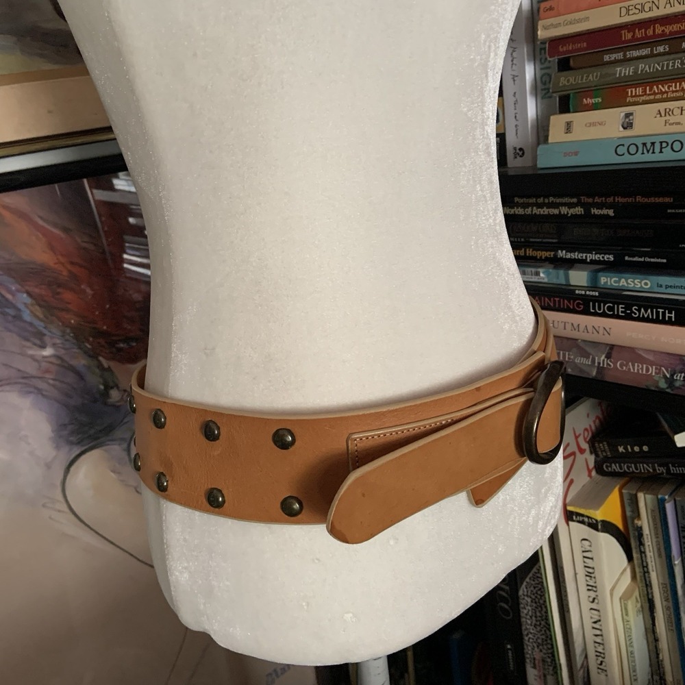 Gap Brown Leather Belt With Brass Studs. Size M. Perfect With Dresses & Skirts